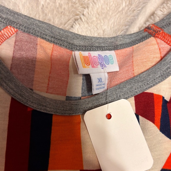 lularoe patterned long sleeve - Picture 2 of 2